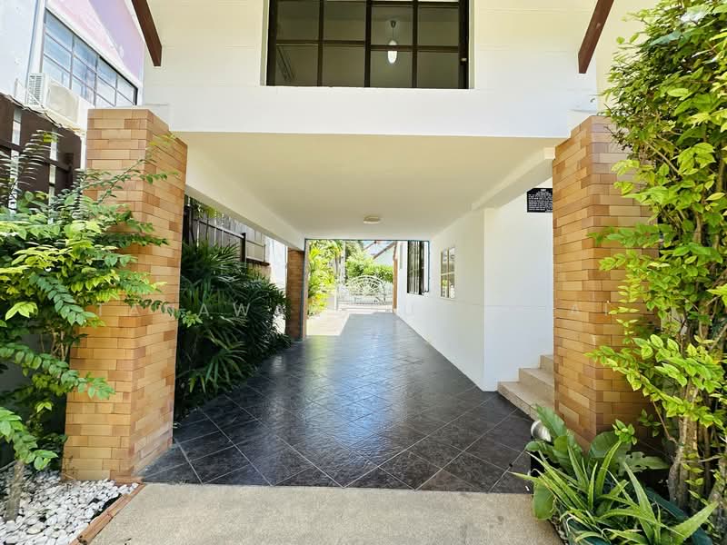 7-BR Villa, Chon Buri (Pattaya), Nong Pru, Bang Lamung (Pattaya), Chon Buri (Pattaya), 7 Bedrooms, 400 sqm, Villa For Sale, by Tanawan Surichai, 500267329 - DDproperty.com