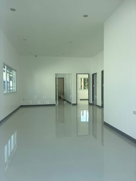 3-BR House, Chon Buri (Pattaya), Sattahip, Sattahip, Chon Buri (Pattaya), 3 Bedrooms, 120 sqm, Single Detached House For Sale, by Phonphen Tangphong, 500267330 - DDproperty.com