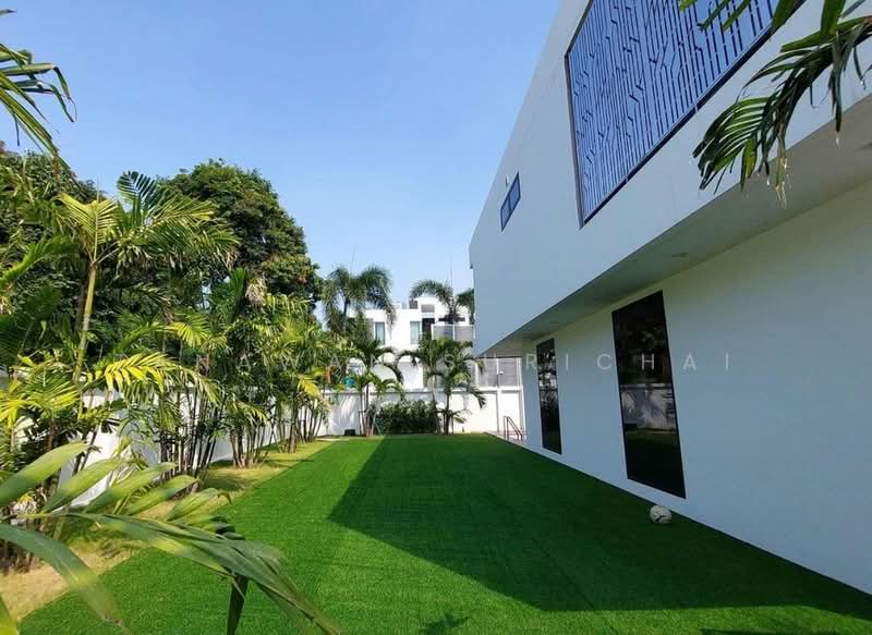 6-BR Villa, Chon Buri (Pattaya), Nong Pru, Bang Lamung (Pattaya), Chon Buri (Pattaya), 6 Bedrooms, 750 sqm, Villa For Sale, by Tanawan Surichai, 500267352 - DDproperty.com