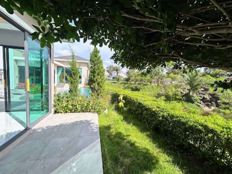 The Village Housing Estate by Horseshoe Point, Chon Buri (Pattaya), Toongklom-Huaytanoo Road, Nong Pru, Bang Lamung (Pattaya), Chon Buri (Pattaya), 4 Bedrooms, 630 sqm, Villa For Sale, by Tanawan Surichai, 500267360 - DDproperty.com