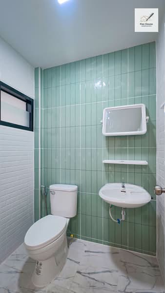 Baan Kritsana Romklao, Bangkok, Romklao Road, Min Buri, Min Buri, Bangkok, 2 Bedrooms, 16 sqm, Townhouse For Sale, by เพ็ญศิริ ตุ้มเทียน, 500267373 - DDproperty.com