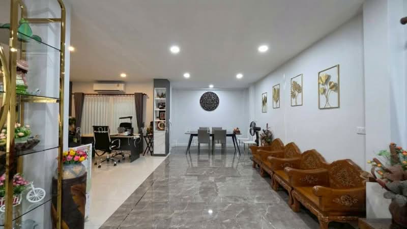 Centro Sathorn-Kallapapruek : เซนโทร สาทร-กัลปพฤกษ์, กรุงเทพ, ถนน บางแค, บางแค, บางแค, กรุงเทพ, 300 ตร.ม., บ้านเดี่ยว ขาย, โดย คุณ พลอยวาลินน์ (วาลินน์), 500267391 - DDproperty.com