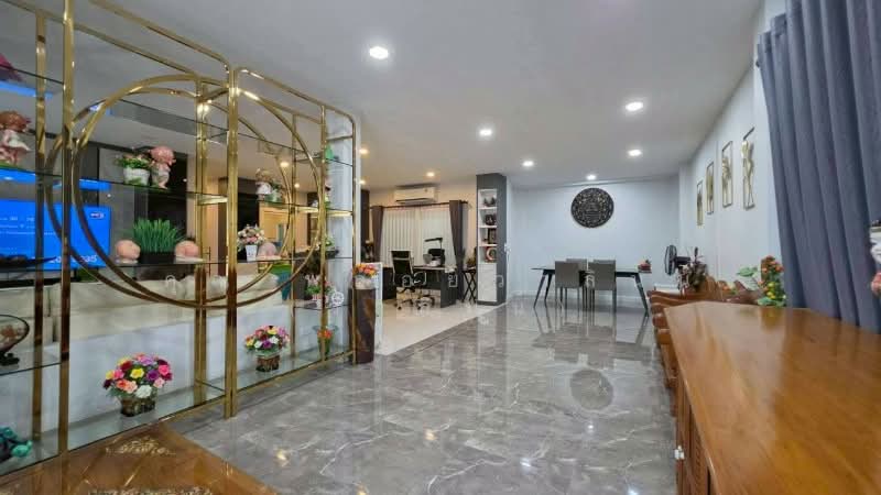 Centro Sathorn-Kallapapruek, Bangkok, Bang Khae Road, Bang Khae, Bang Khae, Bangkok, 4 Bedrooms, 300 sqm, Single Detached House For Sale, by คุณ พลอยวาลินน์ (วาลินน์), 500267391 - DDproperty.com