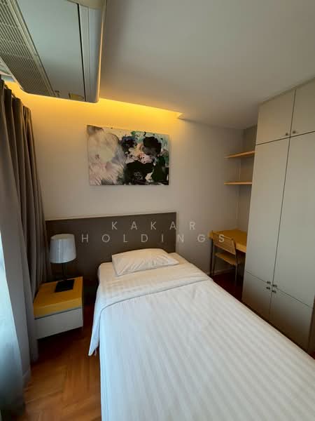 Bangkok Garden Apartment, Bangkok, 289 4 Naradhiwas Rajanakarindra 24 Alley, Chong Nonsi, Yan Nawa, Bangkok, 2 Bedrooms, 150 sqm, Apartment For Rent, by Kakar Holdings, 500267392 - DDproperty.com
