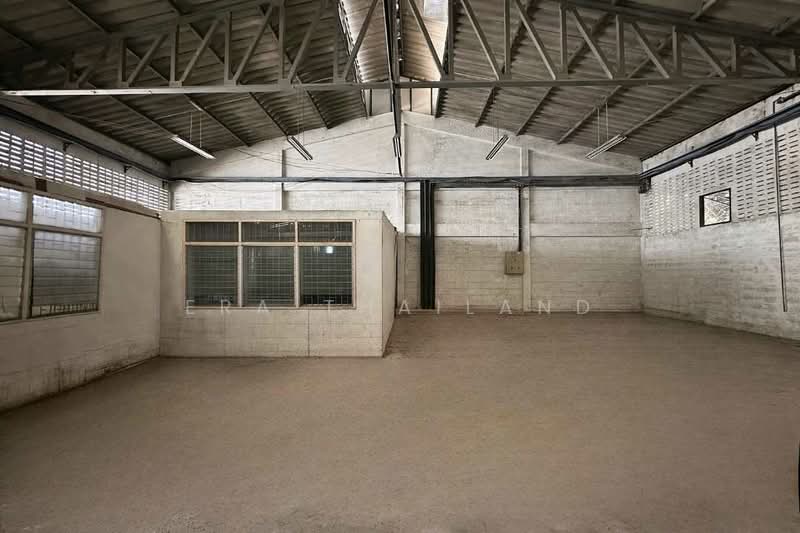 ขายที่ดินพร้อมสิ่งปลูกสร้าง ในซอยเพชรเกษม 41, กรุงเทพ, บางแค, บางแค, กรุงเทพ, 3,180 ตร.ม., ที่ดิน ขาย, โดย ERA Thailand, 500267421 - DDproperty.com