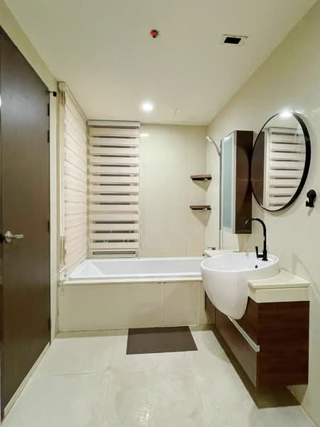 Sky Walk Residences, Bangkok, 1599 Sukhumvit Road, Phra Kanong Nua, Watthana, Bangkok, 2 Bedrooms, 60 sqm, Condo For Rent, by Phoom Imruangsri, 500267431 - DDproperty.com