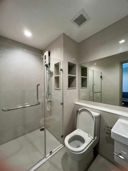 Life Sukhumvit 62, Bangkok, Soi Sukhumvit 62, Bang Chak, Phra Khanong, Bangkok, 1 Bedroom, 30 sqm, Condo For Rent, by Yvonne Wei, 500267500 - DDproperty.com