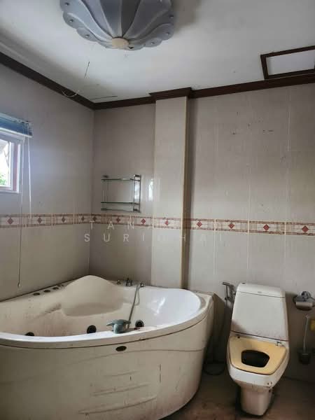 5-BR House, Chon Buri (Pattaya), Nong Pru, Bang Lamung (Pattaya), Chon Buri (Pattaya), 5 Bedrooms, 495 sqm, Single Detached House For Sale, by Tanawan Surichai, 500267503 - DDproperty.com