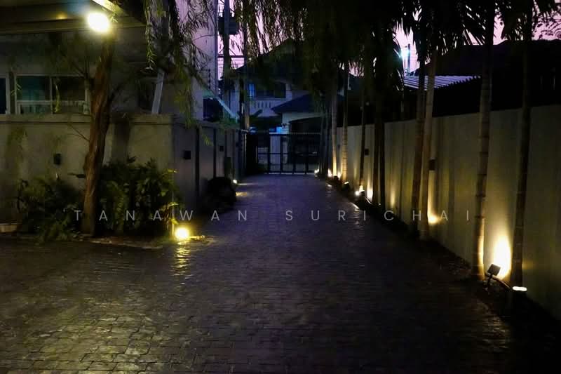 4-BR House, Chon Buri (Pattaya), Mhueng, Muang Chon Buri, Chon Buri (Pattaya), 4 Bedrooms, 445 sqm, Single Detached House For Sale, by Tanawan Surichai, 500267506 - DDproperty.com