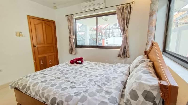 3 Bedrooms Pool Villa in Jomtien for sale, Chon Buri (Pattaya), Bang Lamung, Bang Lamung (Pattaya), Chon Buri (Pattaya), 3 Bedrooms, 200 sqm, Villa For Sale, by PLC real estate, 500267515 - DDproperty.com