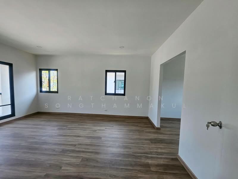 Passorn Romklao-Ramkhamhaeng, Bangkok, Romklao Soi 6/1, Min Buri, Min Buri, Bangkok, 4 Bedrooms, 197 sqm, Single Detached House For Sale, by Ratchanon Songthammakul, 500267562 - DDproperty.com