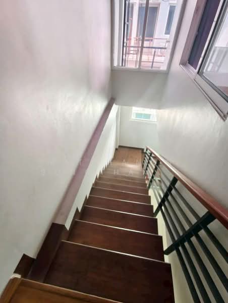 RK Biz Center Motorway - Airportlink, Bangkok, Motorway Road, Khlong Song Ton Nun, Lat Krabang, Bangkok, 5 Bedrooms, 377 sqm, Townhouse For Rent, by Ratchanon Songthammakul, 500267565 - DDproperty.com