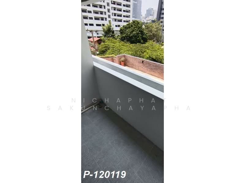 Beverly Tower, Bangkok, 52 Soi Chai Yot, Khlongtoei Nua, Watthana, Bangkok, 2 Bedrooms, 74 sqm, Condo For Rent, by Nichaphat Sakunchayapha, 500267579 - DDproperty.com