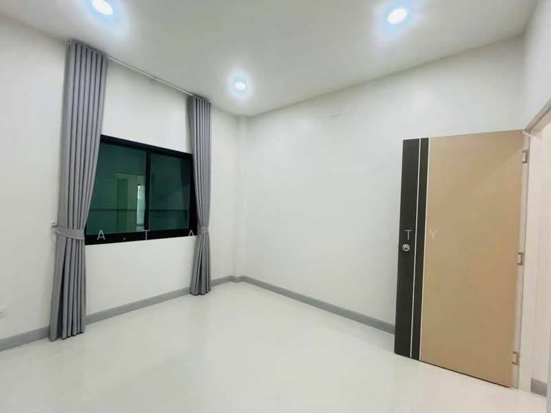 มบ.พฤกษาชาติ 4 ซอยหมอย้อย-ศรีราชา, Chon Buri (Pattaya), หมอย้อย, Surasak, Si Racha, Chon Buri (Pattaya), 3 Bedrooms, 100 sqm, Semi-Detached House (Twin House) For Sale, by A.T.A. Property, 500267581 - DDproperty.com
