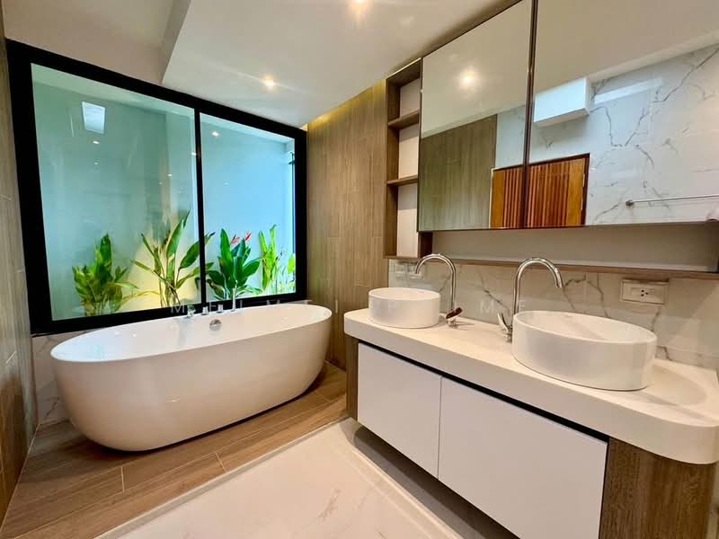 Villa with private pool in Rawai, Phuket, Rawai, Muang Phuket, Phuket, 3 Bedrooms, 357 sqm, Single Detached House For Rent, by MeiMei Prime, 500267584 - DDproperty.com