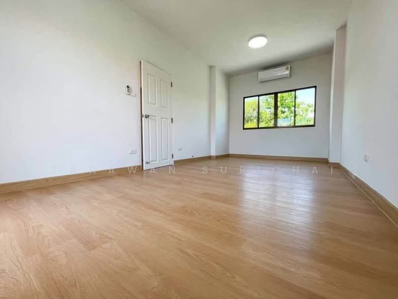 3-BR House, Chon Buri (Pattaya), Si Racha, Si Racha, Chon Buri (Pattaya), 3 Bedrooms, 150 sqm, Single Detached House For Sale, by Tanawan Surichai, 500267624 - DDproperty.com