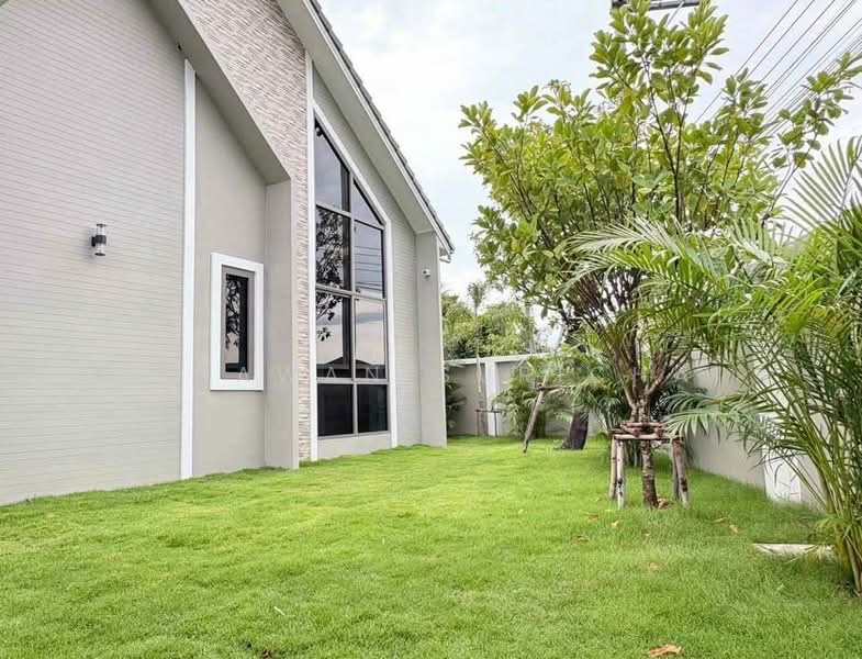 3-BR House, Chon Buri (Pattaya), Na Kloe, Bang Lamung (Pattaya), Chon Buri (Pattaya), 3 Bedrooms, 250 sqm, Single Detached House For Sale, by Tanawan Surichai, 500267653 - DDproperty.com
