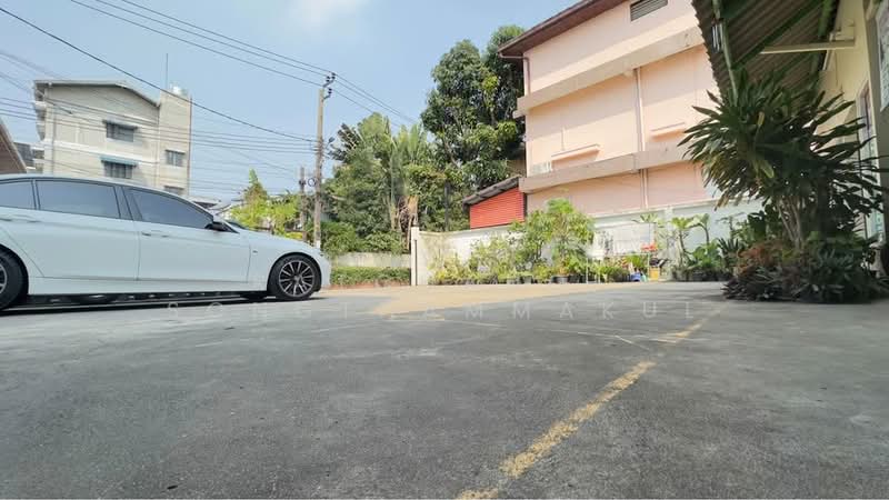 For Sale - 1-BR House, Bangkok