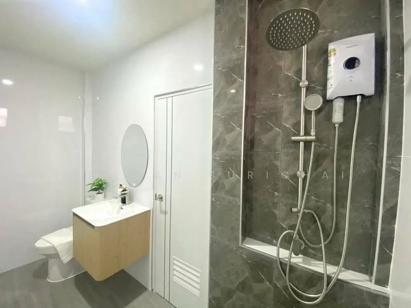 undefined, Chon Buri (Pattaya), Nong Pru, Bang Lamung (Pattaya), Chon Buri (Pattaya), 4 Bedrooms, 325 sqm, Single Detached House For Sale, by Tanawan Surichai, 500267729 - DDproperty.com