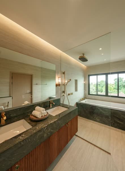 4-BR Townhouse, Bangkok, Khlongtoei Nua, Watthana, Bangkok, 4 Bedrooms, 380 sqm, Townhouse For Sale, by Ratchanon Songthammakul, 500267732 - DDproperty.com