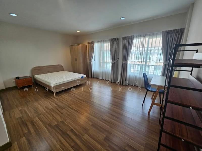 Baan Klang Krung Grande Vienna Rama 3, Bangkok, Rama 3 Road, Bang Pong Pang, Yan Nawa, Bangkok, 3 Bedrooms, 241 sqm, Townhouse For Rent, by Nitchakarn  Wanitwichakornkit , 500267734 - DDproperty.com