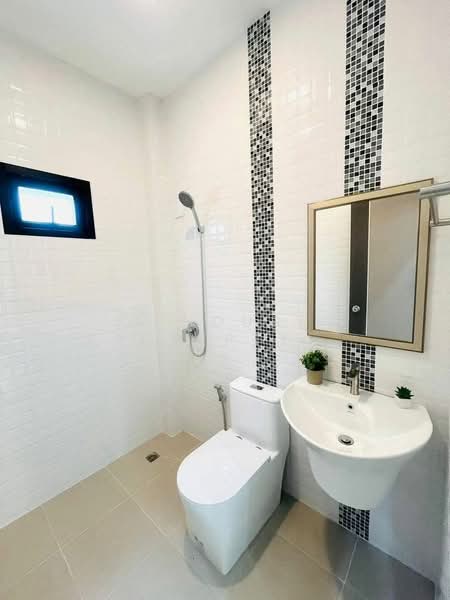 Newly built detached house, Pruksachat 4 Village, Sriracha., Chon Buri (Pattaya), Surasak, Si Racha, Chon Buri (Pattaya), 3 Bedrooms, 106 sqm, Single Detached House For Sale, by A House Property Co.,Ltd., 500267750 - DDproperty.com