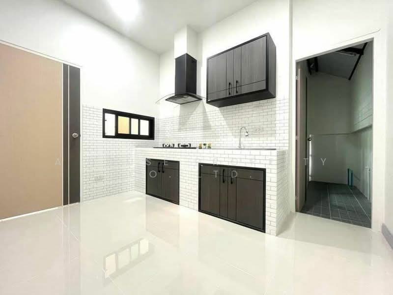 Newly built detached house, Pruksachat 4 Village, Sriracha., Chon Buri (Pattaya), Surasak, Si Racha, Chon Buri (Pattaya), 3 Bedrooms, 106 sqm, Single Detached House For Sale, by A House Property Co.,Ltd., 500267750 - DDproperty.com