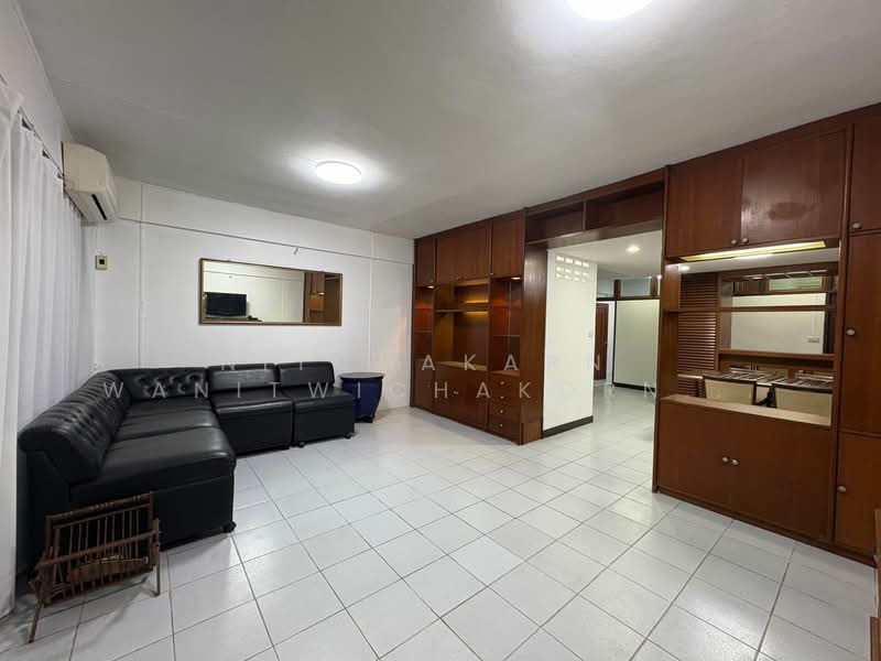 3-BR Townhouse, Bangkok, Bang Na Nuea, Bang Na, Bangkok, 3 Bedrooms, 150 sqm, Townhouse For Rent, by Nitchakarn  Wanitwichakornkit , 500267754 - DDproperty.com