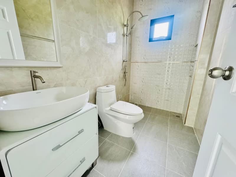 ขาย - บ้าน 3-ห้องนอน, ชลบุรี