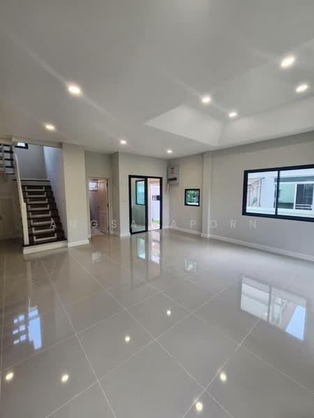 นันทวัน วงแหวน-รัตนาธิเบศร์, Nonthaburi, Sao Thong Hin, Bang Yai, Nonthaburi, 4 Bedrooms, 217 sqm, Single Detached House For Sale, by Angsanaporn D, 500267767 - DDproperty.com