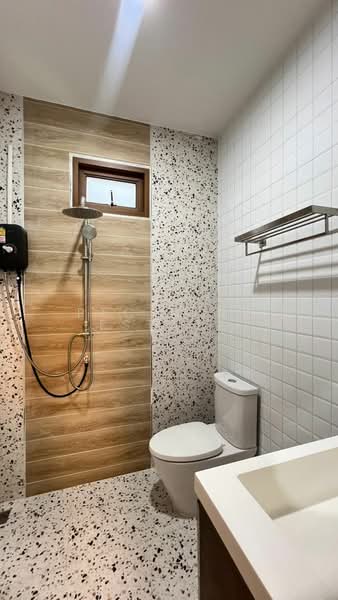 4 Bedrooms House for Sale in East Pattaya, Chon Buri (Pattaya), Bang Lamung, Bang Lamung (Pattaya), Chon Buri (Pattaya), 4 Bedrooms, 246 sqm, Single Detached House For Sale, by PLC real estate, 500267815 - DDproperty.com
