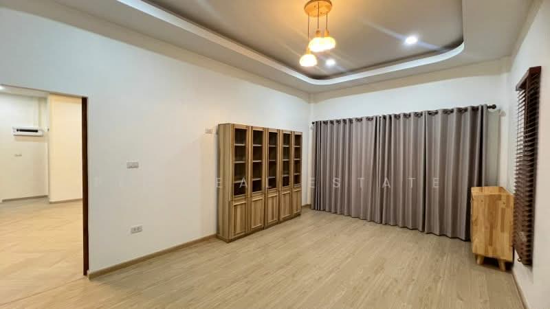ขายบ้าน 4 ห้องนอน พัทยาตะวันออก, ชลบุรี, บางละมุง, บางละมุง, ชลบุรี, 246 ตร.ม., บ้านเดี่ยว ขาย, โดย PLC real estate, 500267815 - DDproperty.com