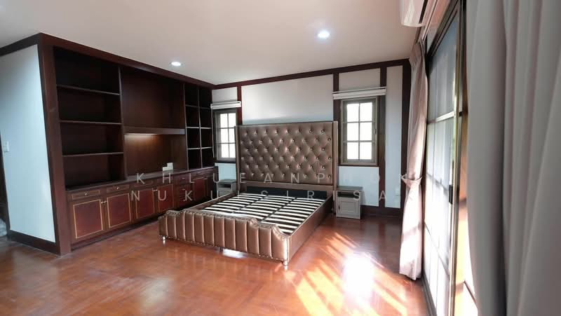 3-BR House, Bangkok, Phra Kanong Nua, Watthana, Bangkok, 3 Bedrooms, 204 sqm, Single Detached House For Rent, by Khlueanphon Nukulsirisak, 500267850 - DDproperty.com