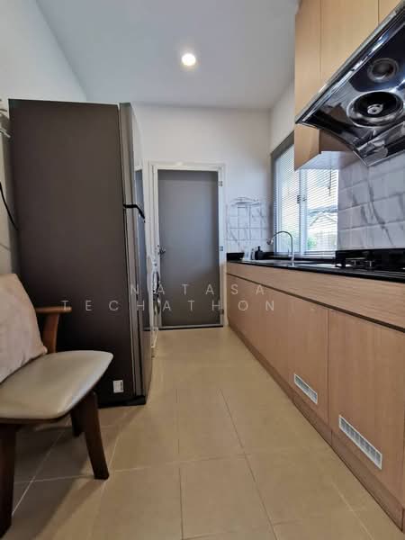 Perfect Place Sukhumvit 77-Suvarnabhumi : เพอร์เฟค เพลส สุขุมวิท77-สุวรรณภูมิ, สมุทรปราการ, ถนนลาดกระบัง, ราชาเทวะ, บางพลี, สมุทรปราการ, 165 ตร.ม., บ้านเดี่ยว ให้เช่า, โดย Natasa Techathonthanakhun, 500267888 - DDproperty.com