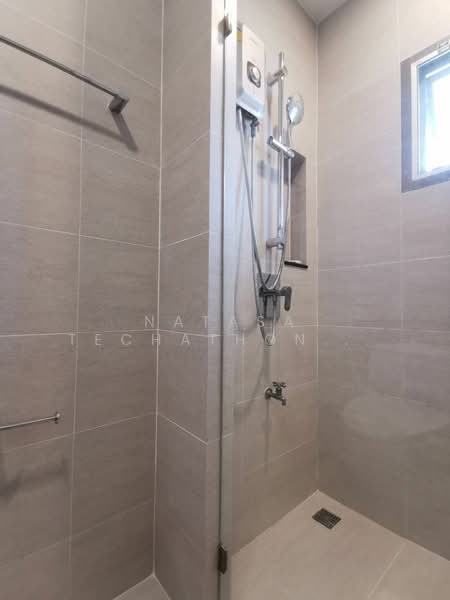Perfect Place Sukhumvit 77-Suvarnabhumi, Samut Prakan, Lat Krabang Road, Rachathewa, Bang Plee, Samut Prakan, 4 Bedrooms, 165 sqm, Single Detached House For Rent, by Natasa Techathonthanakhun, 500267888 - DDproperty.com