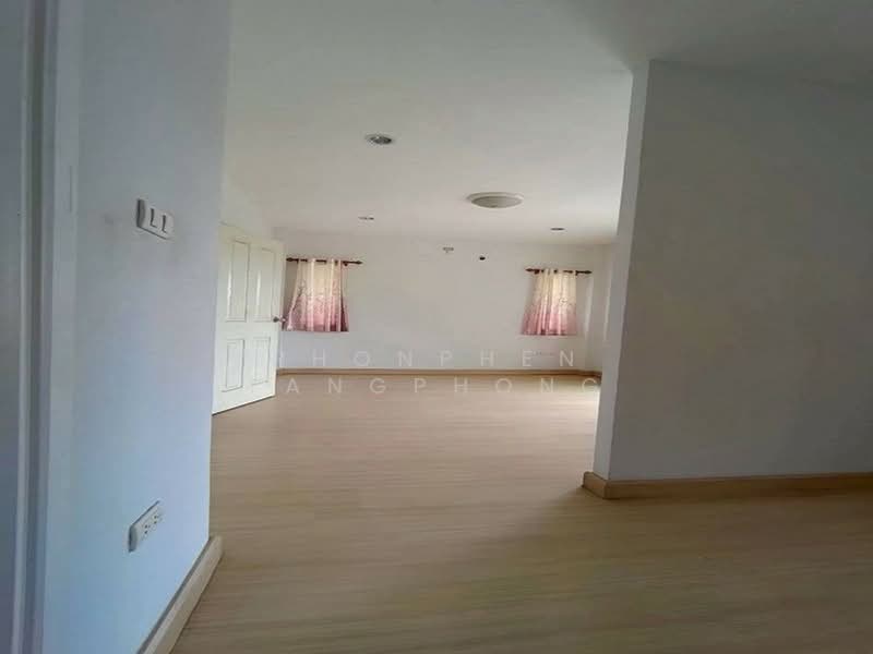 undefined, Chon Buri (Pattaya), Nong - Kham, Si Racha, Chon Buri (Pattaya), 3 Bedrooms, 180 sqm, Single Detached House For Sale, by Phonphen Tangphong, 500267892 - DDproperty.com