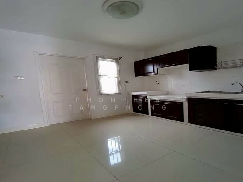 undefined, Chon Buri (Pattaya), Nong - Kham, Si Racha, Chon Buri (Pattaya), 3 Bedrooms, 180 sqm, Single Detached House For Sale, by Phonphen Tangphong, 500267892 - DDproperty.com