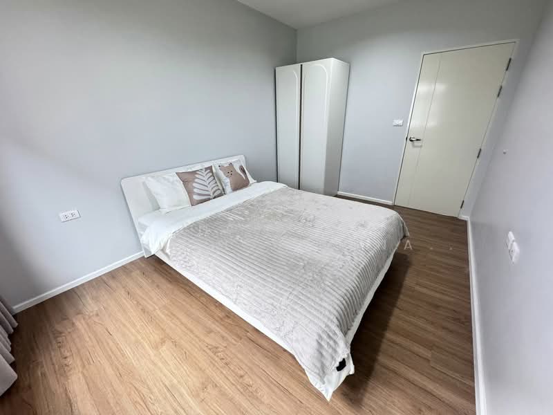 Baan Klang Muang Rama 9-Krungthep Kreetha, Bangkok, Soi Kanchanaphisek 23, Saphan Sung, Saphan Sung, Bangkok, 3 Bedrooms, 152 sqm, Townhouse For Rent, by Natasa Techathonthanakhun, 500267893 - DDproperty.com