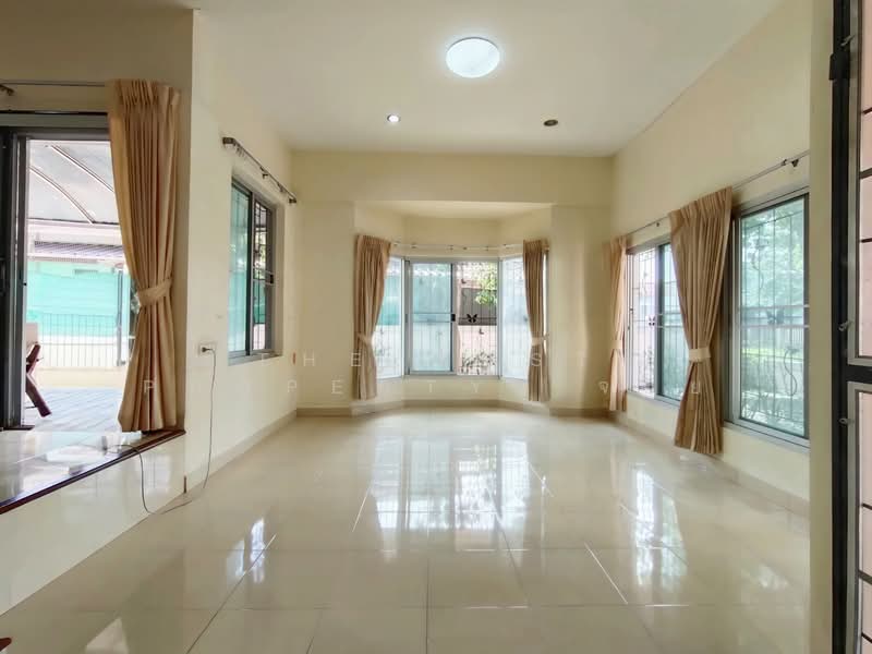 หมู่บ้านวนาสิริพาร์ควิวล์ ลาดหลุมแก้ว ปทุมธานี, Pathum Thani, Khlong Phra Udom, Lat Lum Kaeo, Pathum Thani, 3 Bedrooms, 125 sqm, Single Detached House For Sale, by The Best Property  จอย, 500267908 - DDproperty.com