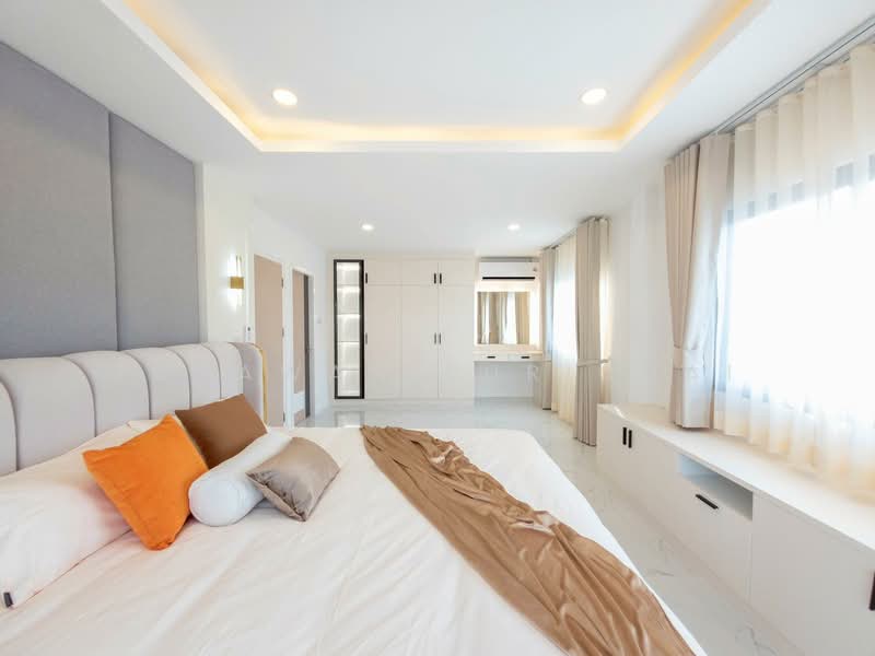 5-BR Villa, Chon Buri (Pattaya), Nong Pru, Bang Lamung (Pattaya), Chon Buri (Pattaya), 5 Bedrooms, 342 sqm, Villa For Sale, by Tanawan Surichai, 500267911 - DDproperty.com