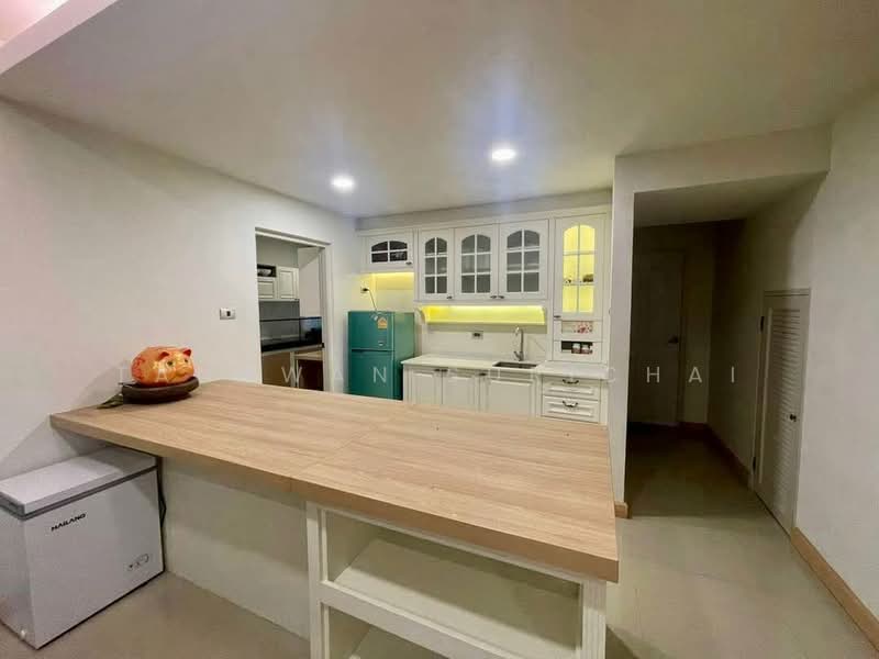 undefined, Chon Buri (Pattaya), Nong - Kham, Si Racha, Chon Buri (Pattaya), 4 Bedrooms, 325 sqm, Single Detached House For Sale, by Tanawan Surichai, 500267953 - DDproperty.com