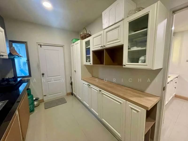 undefined, Chon Buri (Pattaya), Nong - Kham, Si Racha, Chon Buri (Pattaya), 4 Bedrooms, 325 sqm, Single Detached House For Sale, by Tanawan Surichai, 500267953 - DDproperty.com