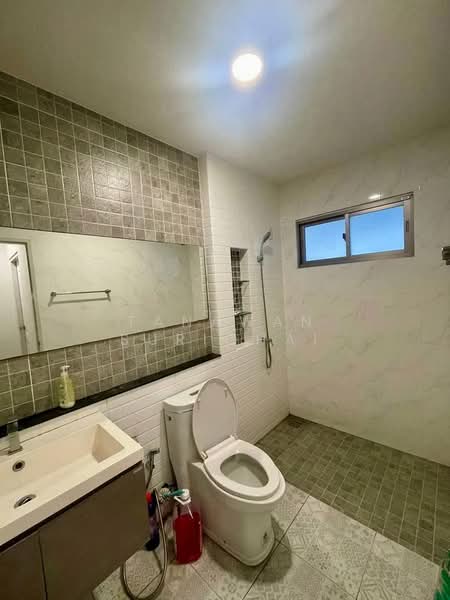 undefined, Chon Buri (Pattaya), Nong - Kham, Si Racha, Chon Buri (Pattaya), 4 Bedrooms, 325 sqm, Single Detached House For Sale, by Tanawan Surichai, 500267953 - DDproperty.com