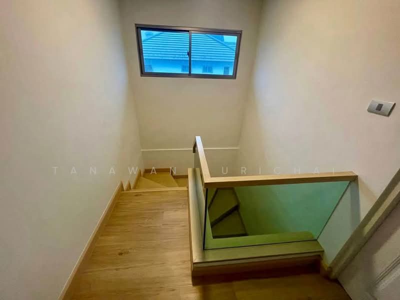 undefined, Chon Buri (Pattaya), Nong - Kham, Si Racha, Chon Buri (Pattaya), 4 Bedrooms, 325 sqm, Single Detached House For Sale, by Tanawan Surichai, 500267953 - DDproperty.com