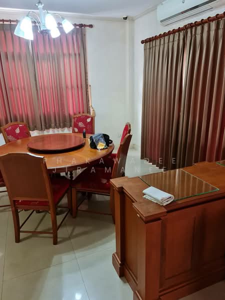 Krongthong Tropical, Bangkok, Chaloem Phra Kiat Ratchakan Thi 9 Road,, Prawet, Prawet, Bangkok, 3 Bedrooms, 200 sqm, Single Detached House For Rent, by Phakawadee Jiramanee, 500267966 - DDproperty.com