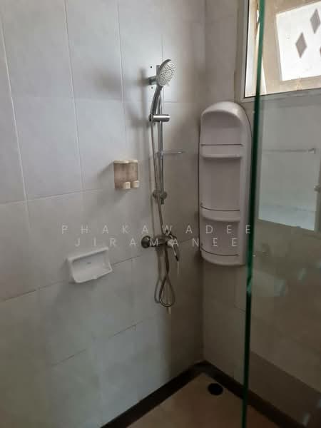 Krongthong Tropical, Bangkok, Chaloem Phra Kiat Ratchakan Thi 9 Road,, Prawet, Prawet, Bangkok, 3 Bedrooms, 200 sqm, Single Detached House For Rent, by Phakawadee Jiramanee, 500267966 - DDproperty.com