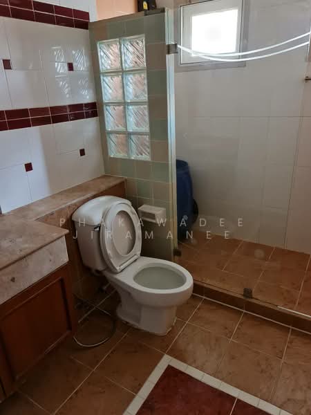 Krongthong Tropical, Bangkok, Chaloem Phra Kiat Ratchakan Thi 9 Road,, Prawet, Prawet, Bangkok, 3 Bedrooms, 200 sqm, Single Detached House For Rent, by Phakawadee Jiramanee, 500267966 - DDproperty.com