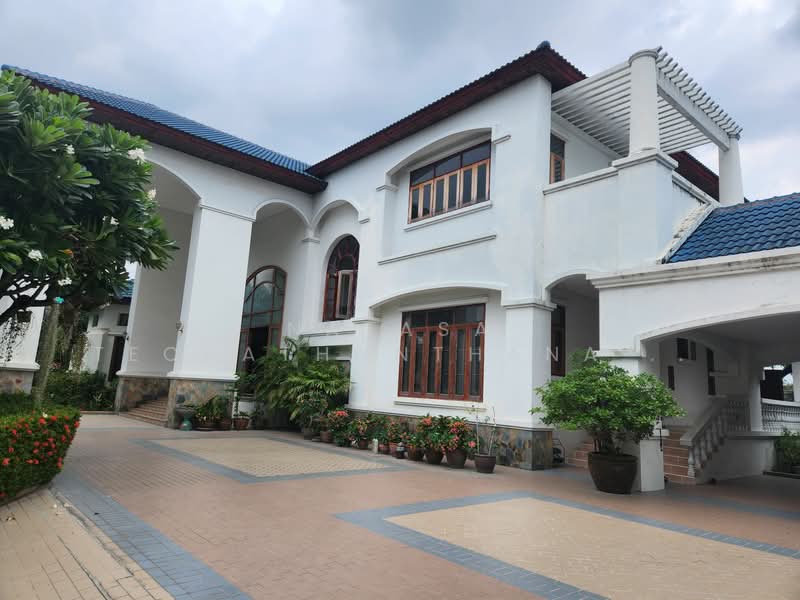 For Rent - 6-BR House, Bangkok