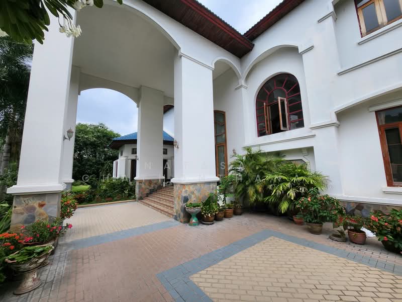 For Rent - 6-BR House, Bangkok