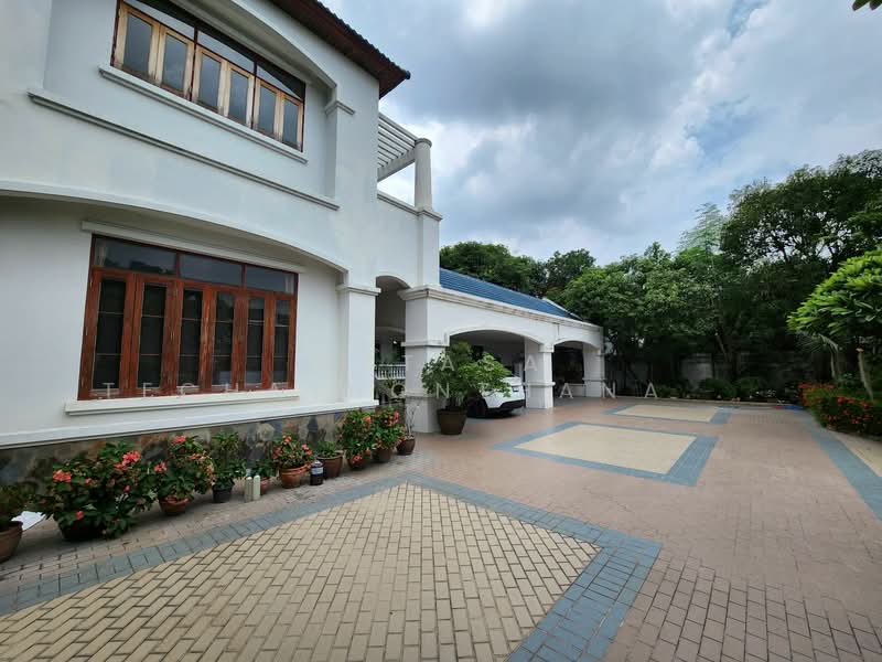 For Rent - 6-BR House, Bangkok